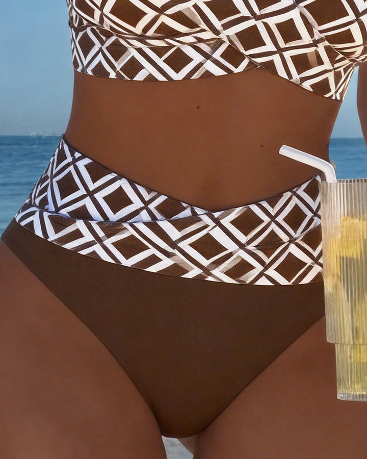 Justīne - Vysoký Strih Bikiny