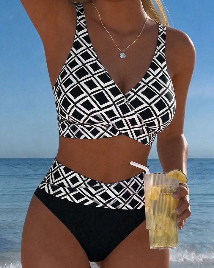 Justīne - Vysoký Strih Bikiny