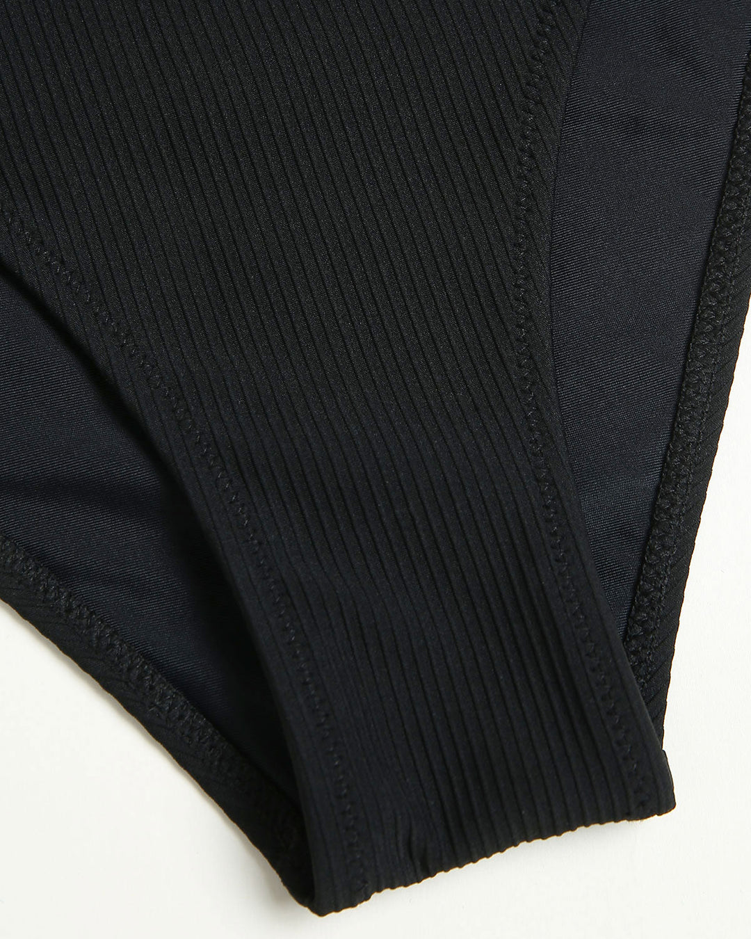 Čierny Crossback bez vypchávok Surf One-Piece